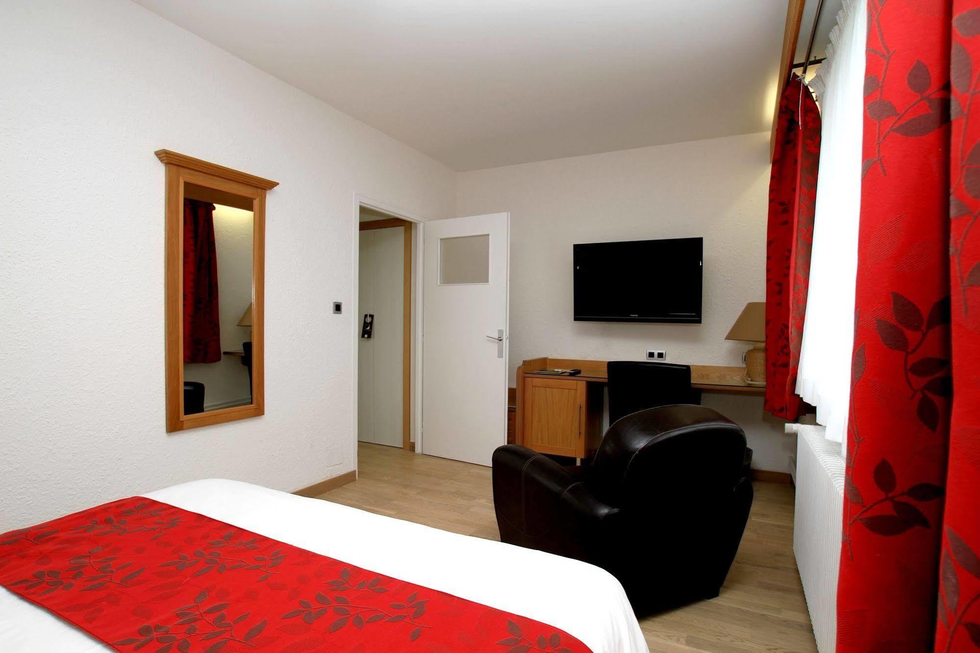 Logis Hotel Restaurant Spa Beau Site Ликсей-ле-Бен Экстерьер фото