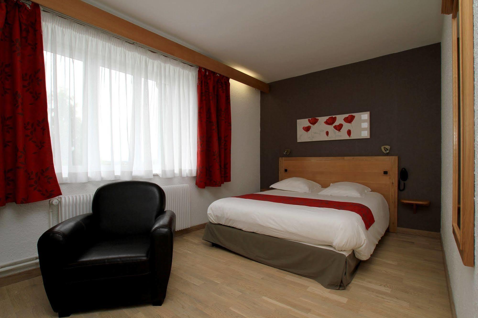 Logis Hotel Restaurant Spa Beau Site Ликсей-ле-Бен Экстерьер фото