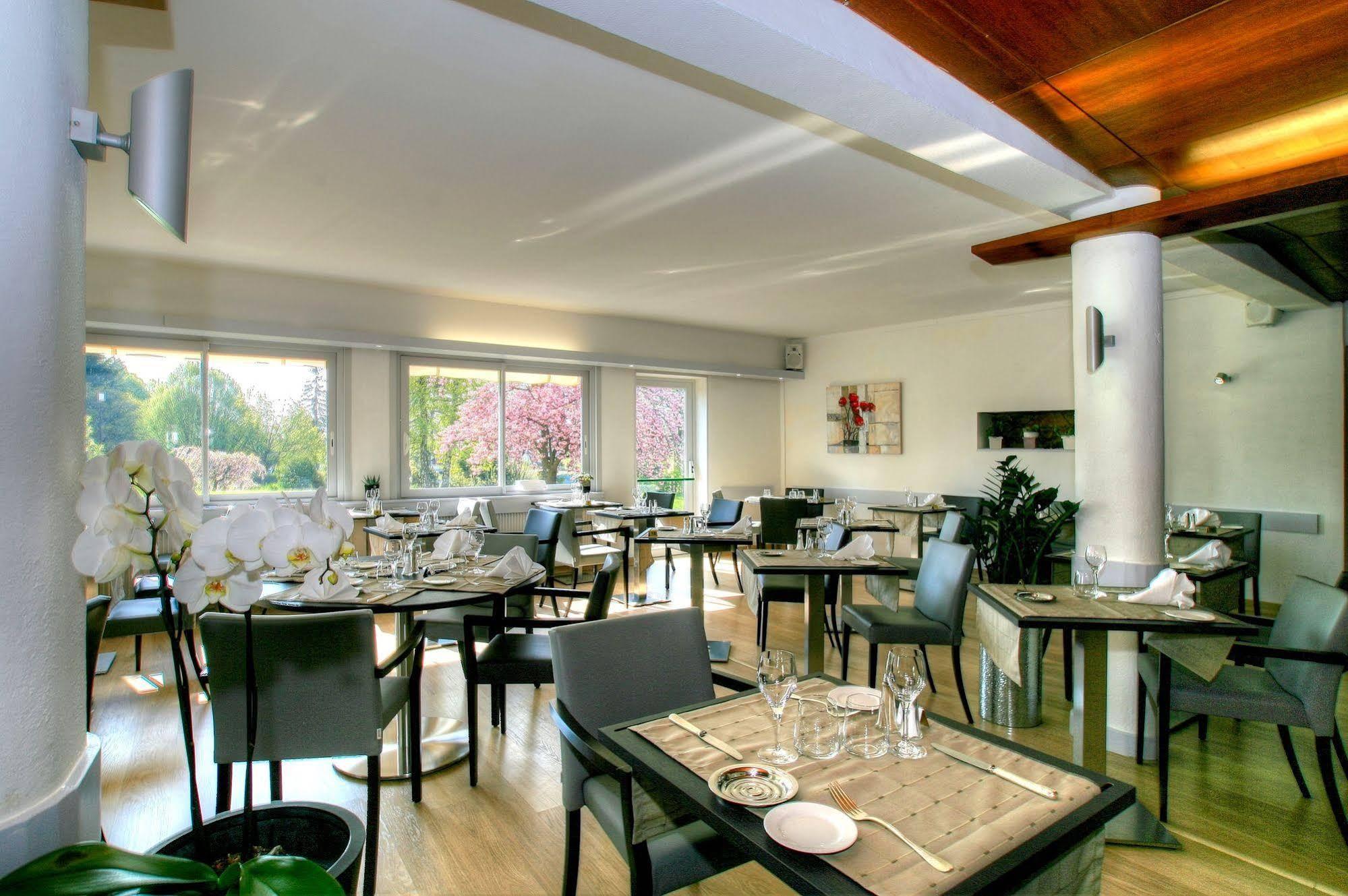 Logis Hotel Restaurant Spa Beau Site Ликсей-ле-Бен Экстерьер фото
